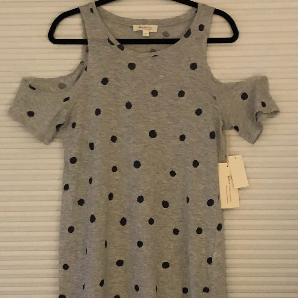 Vince Camuto Cold Shoulder Super Soft Top